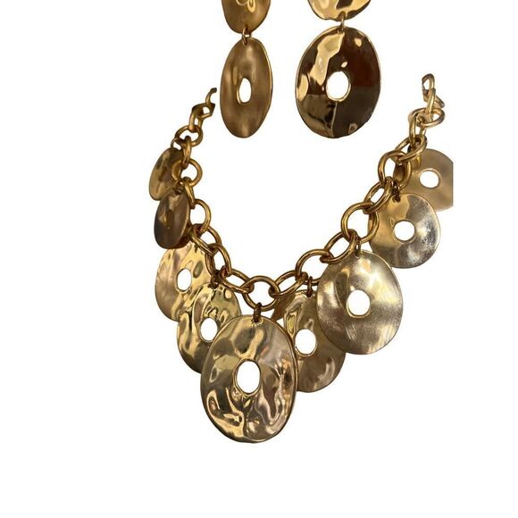 Gold Metal Statement Necklace with Matching Post Earrings - Picture 2 of 4